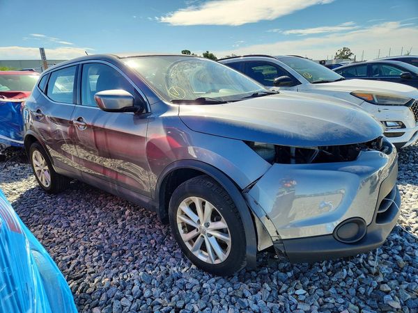2018 NISSAN ROGUE — Passenger 3/4