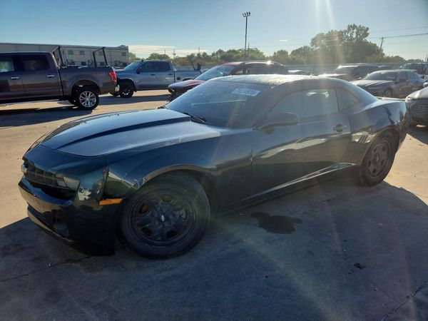 2013 CHEVROLET CAMARO 2LS — Front 3/4