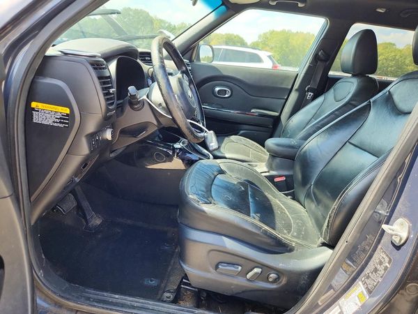 2015 KIA SOUL TOP (High) — DENT