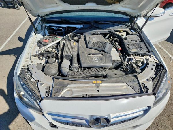 2015 MERCEDES-BENZ C-CLASS 4-MATIC — Engine bay