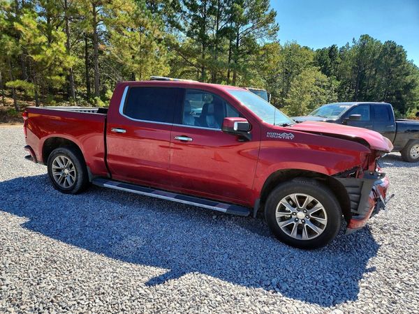 2019 CHEVROLET SILVERADO — Passenger 3/4