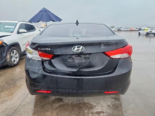 2013 HYUNDAI ELANTRA — DIRR