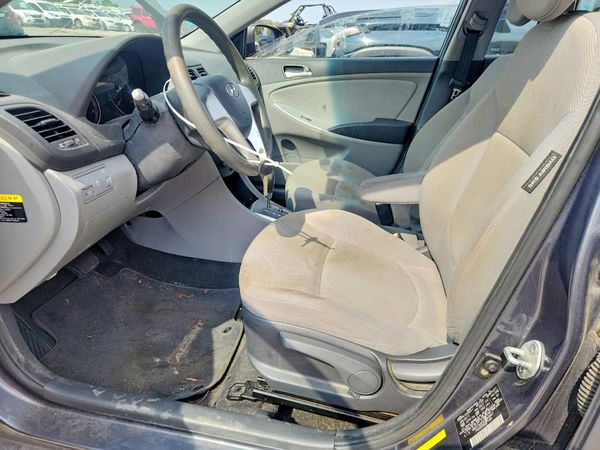 2012 HYUNDAI ACCENT GL (Middle-low grade) — DENT