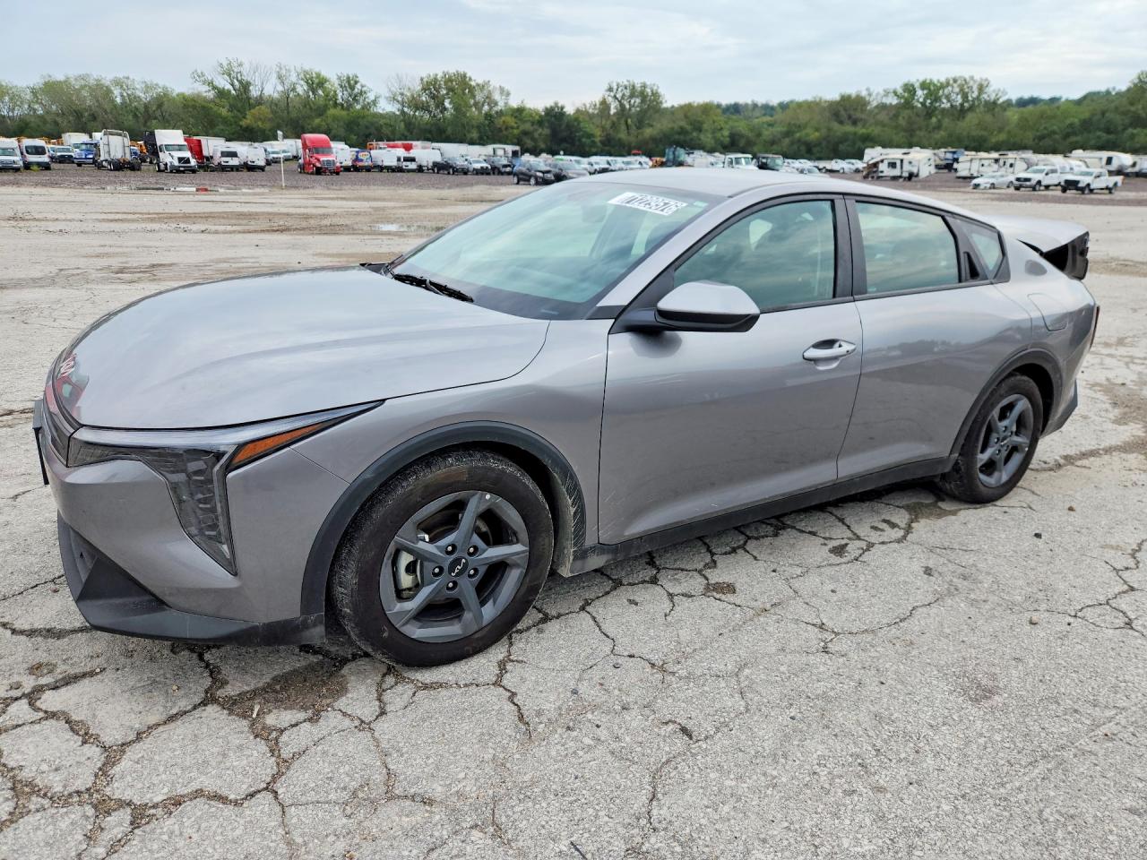 2026 KIA K4 LX, LXS — Front 3/4