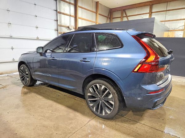 2026 VOLVO XC60 Ultra Dark — DSRA