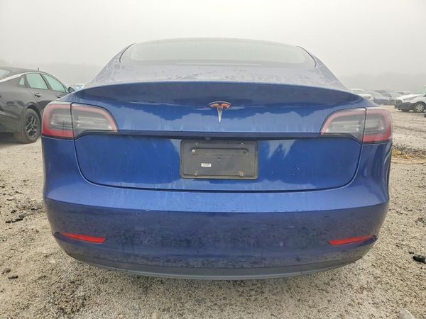 2022 TESLA MODEL 3 — DIRR