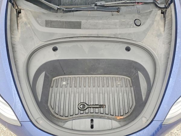 2022 TESLA MODEL 3 — Engine bay