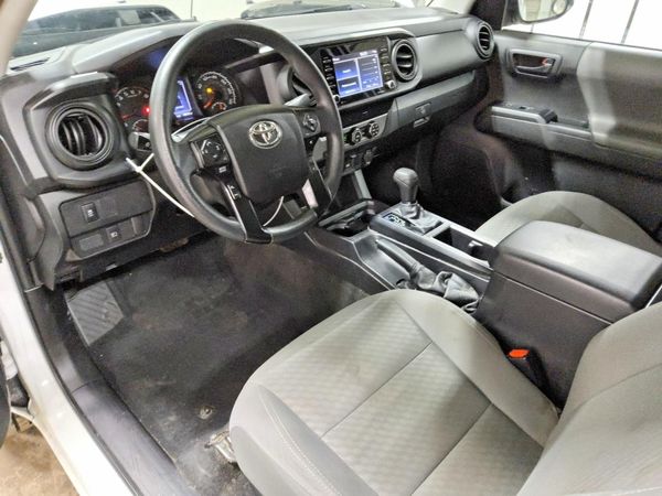 2022 TOYOTA TACOMA SR5 — CKPT