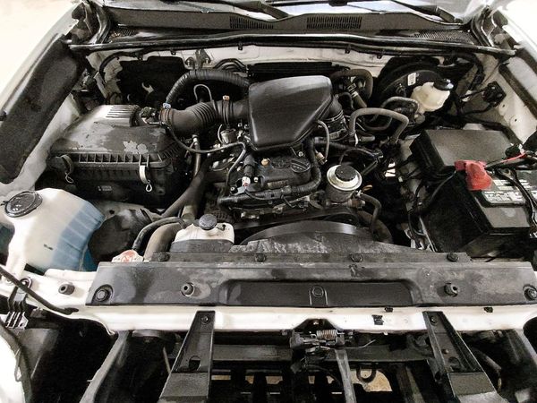 2022 TOYOTA TACOMA SR5 — Engine bay
