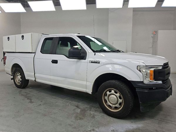 2018 FORD F150 — Passenger 3/4