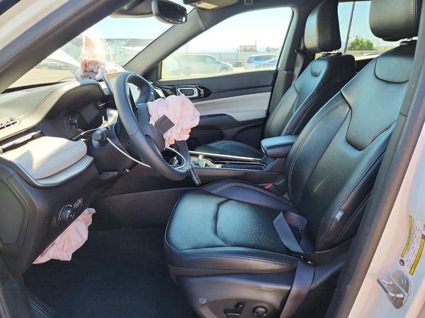 2025 JEEP COMPASS Limited — DENT