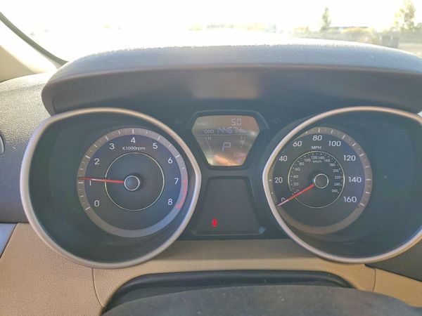2012 HYUNDAI ELANTRA GLS(Middle grade) — ODOM