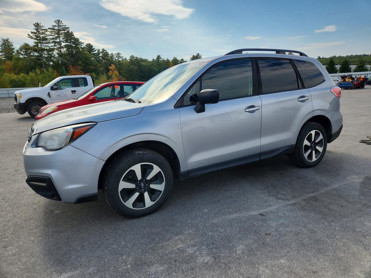 2018 SUBARU FORESTER Base P — Front 3/4