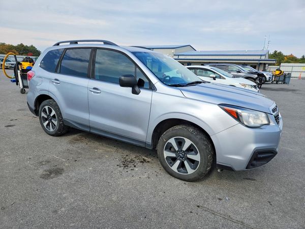 2018 SUBARU FORESTER Base P — Passenger 3/4