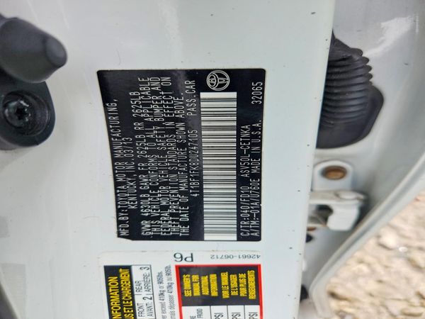 2013 TOYOTA CAMRY — VINS