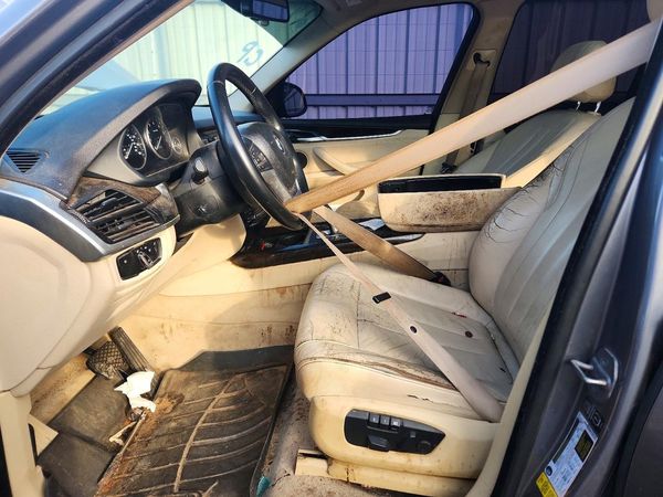 2015 BMW X5 xDrive35i — DENT
