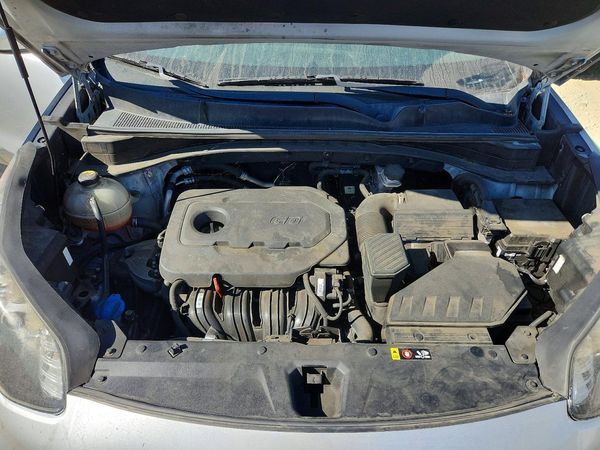 2017 KIA SPORTAGE LX — Engine bay