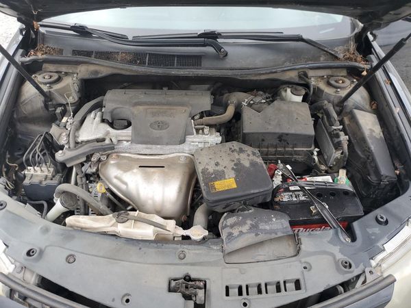 2014 TOYOTA CAMRY