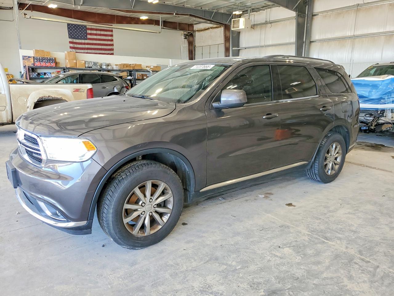 2017 DODGE DURANGO SXT — Front 3/4