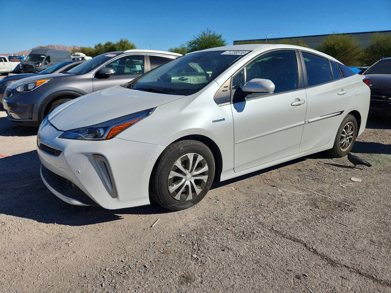 2022 TOYOTA PRIUS — Front 3/4