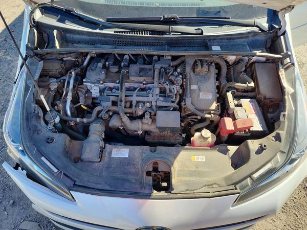 2022 TOYOTA PRIUS — Engine bay