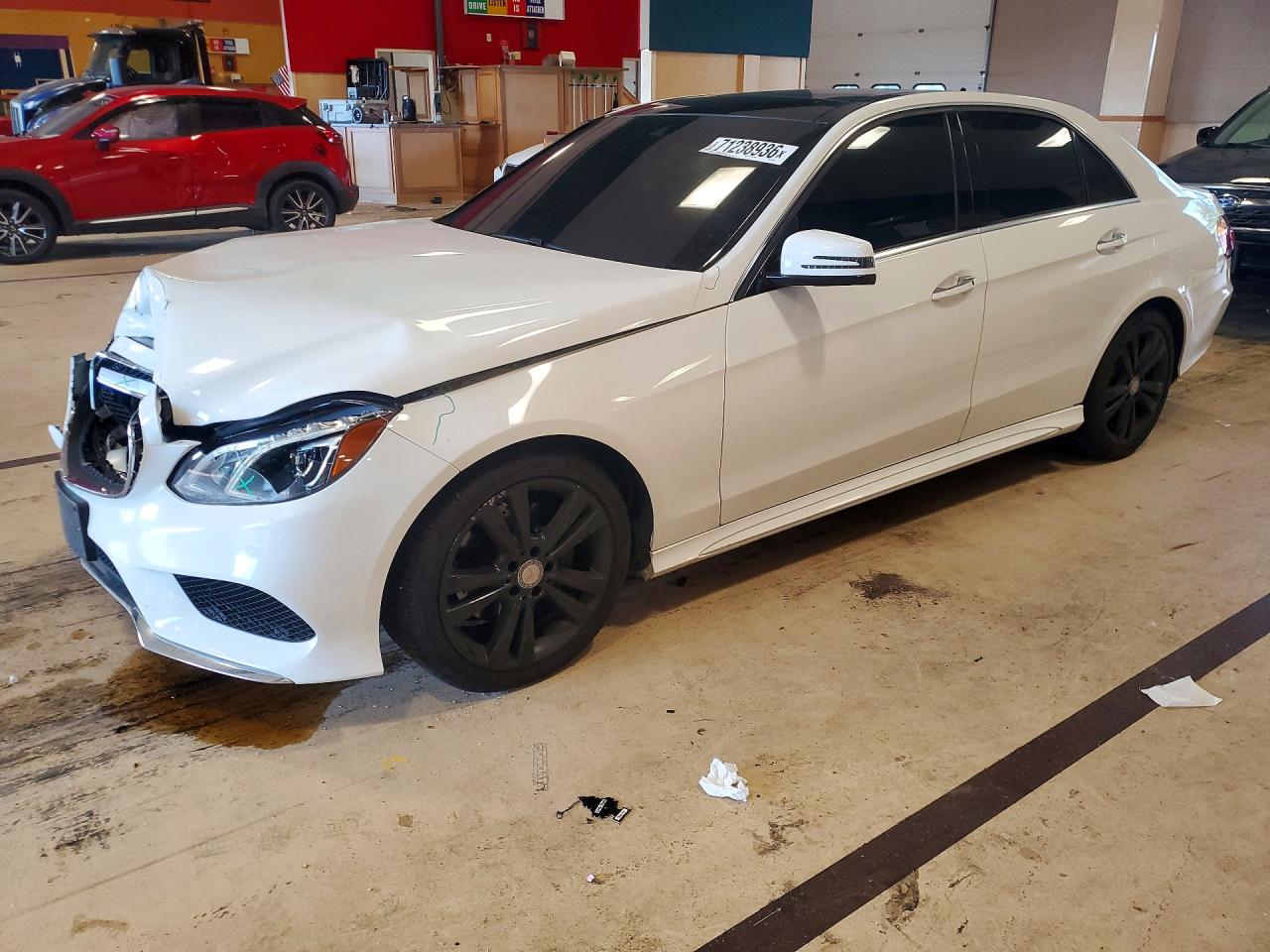 2016 MERCEDES-BENZ E E350-4M — Front 3/4
