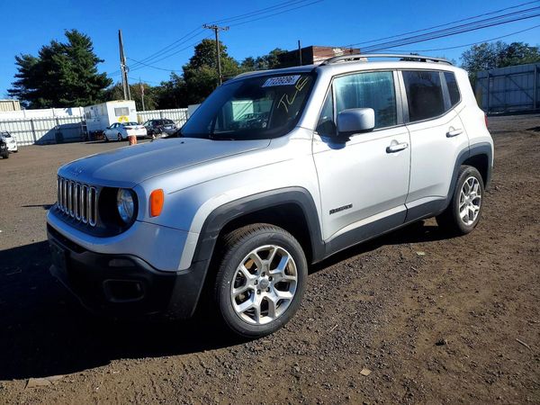 2015 JEEP RENEGADE — Front 3/4