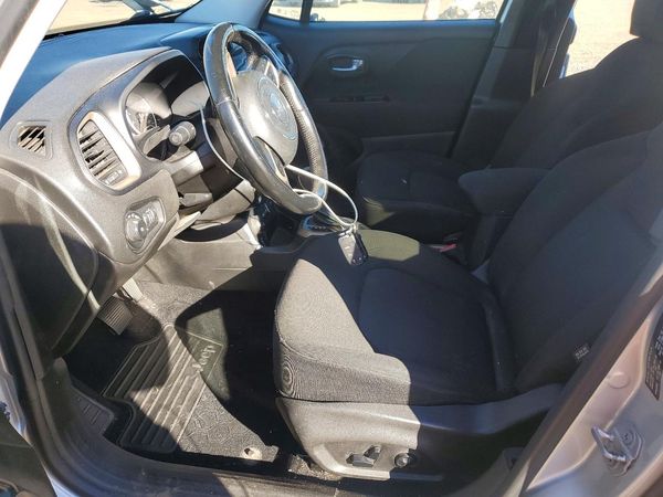 2015 JEEP RENEGADE — DENT