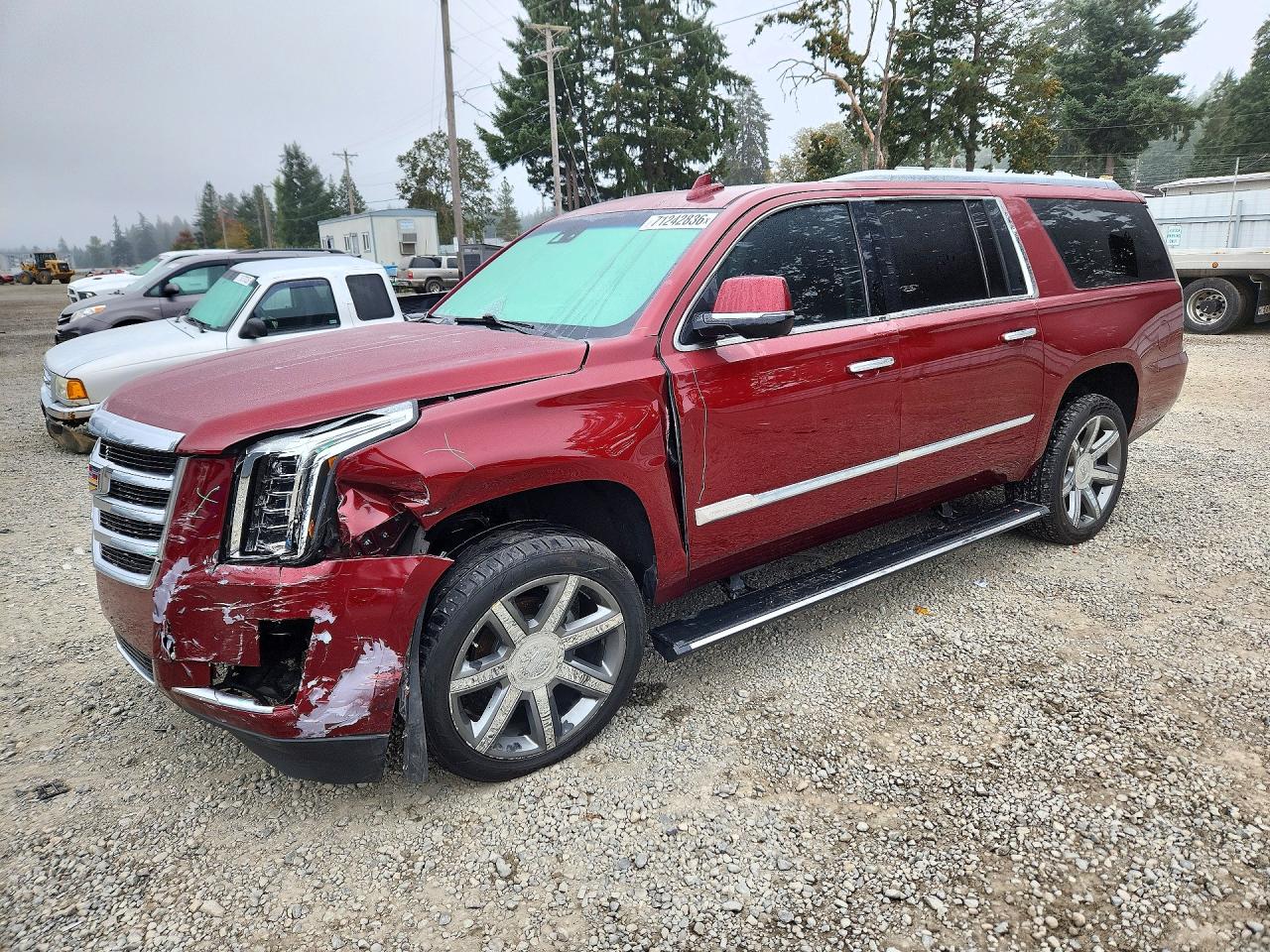 2016 CADILLAC ESCALADE ESV Premium — Front 3/4
