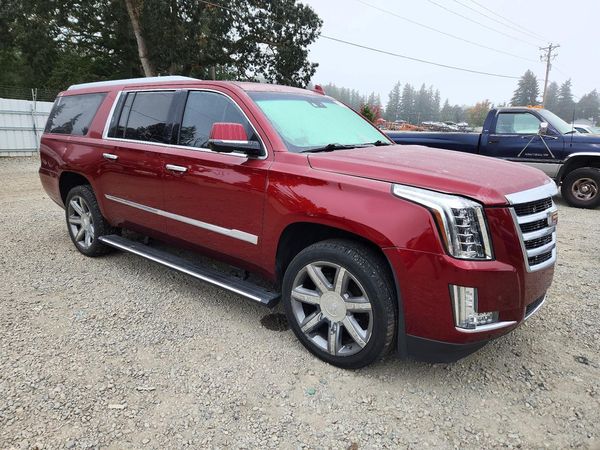 2016 CADILLAC ESCALADE ESV Premium — Passenger 3/4