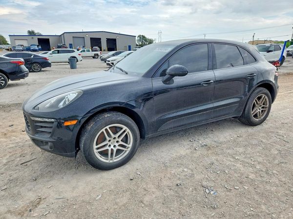 2017 PORSCHE MACAN — Front 3/4