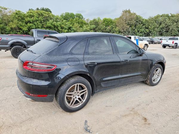 2017 PORSCHE MACAN — PSRA