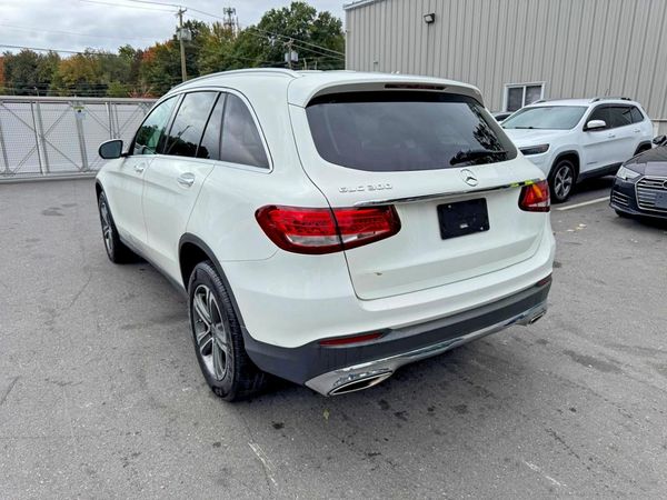 2019 MERCEDES-BENZ GLC GLC300