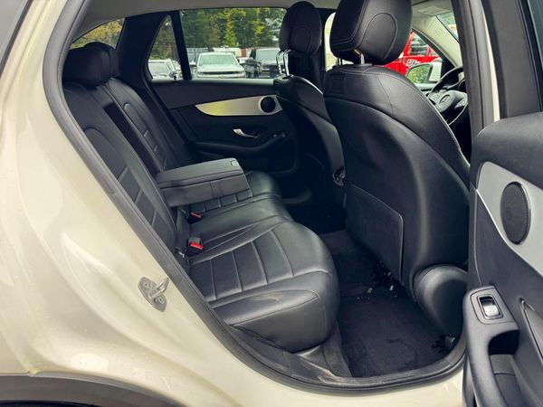 2019 MERCEDES-BENZ GLC GLC300
