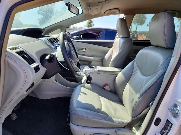 2012 TOYOTA PRIUS V TW — DENT