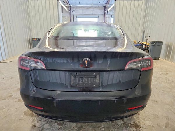 2022 TESLA MODEL 3 — DIRR