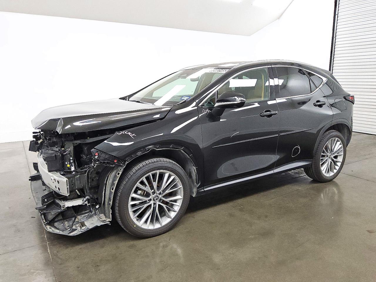 2025 LEXUS NX 350h Luxury — Front 3/4
