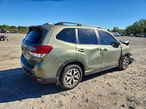 2021 SUBARU FORESTER Premium — PSRA