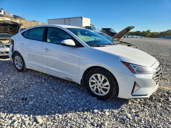 2019 HYUNDAI ELANTRA SE — Passenger 3/4