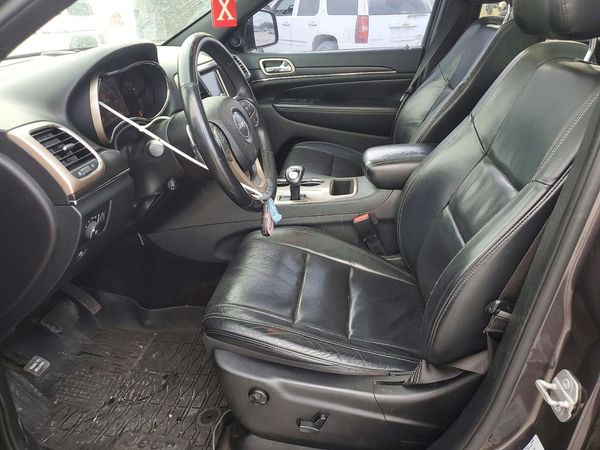 2015 JEEP GRAND CHEROKEE Limited — DENT