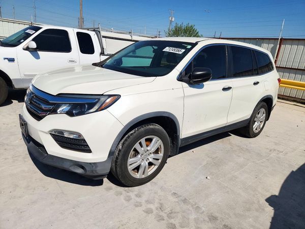 2016 HONDA PILOT LX — Front 3/4