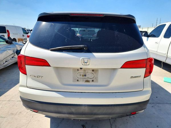 2016 HONDA PILOT LX — DIRR