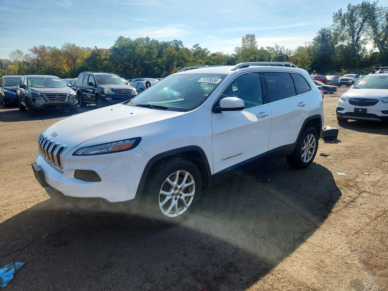 2014 JEEP GRAND CHER Latitude — Front 3/4