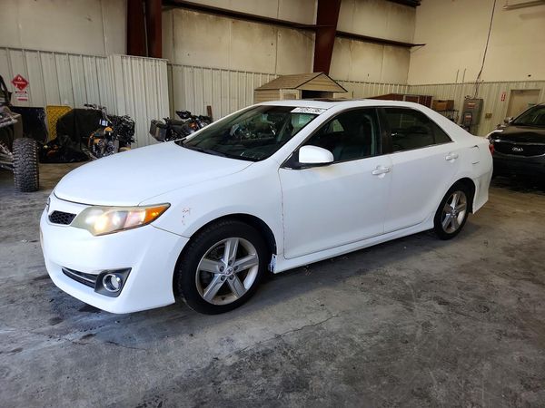 2012 TOYOTA CAMRY — DSFA — Front 3/4