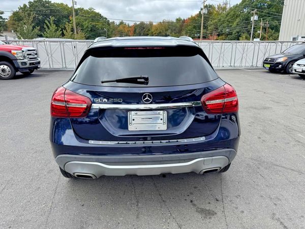 2019 MERCEDES-BENZ GLA GLA250