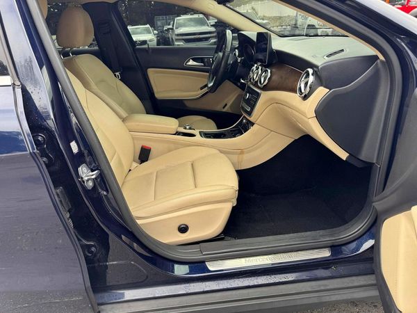 2019 MERCEDES-BENZ GLA GLA250