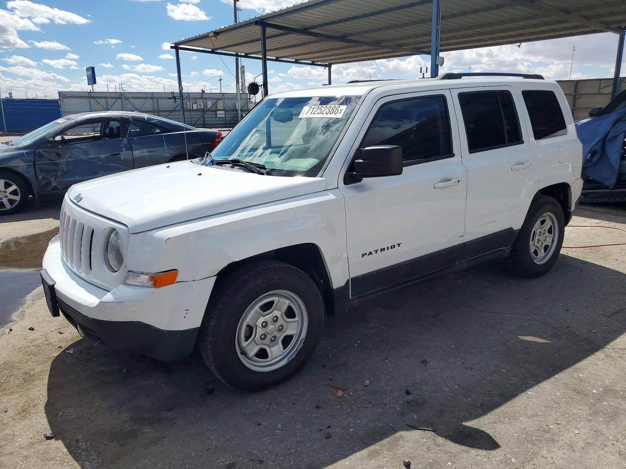 2015 JEEP PATRIOT Sport — Front 3/4