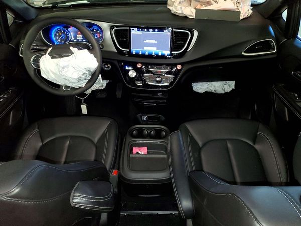 2027 CHRYSLER PACIFICA Select — CKPT