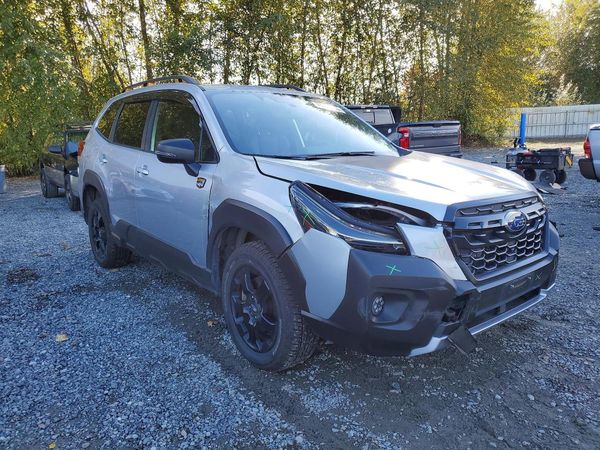 2024 SUBARU FORESTER Wilderness — Passenger 3/4