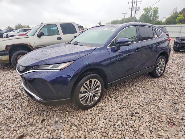 2022 TOYOTA VENZA — DSFA — Front 3/4